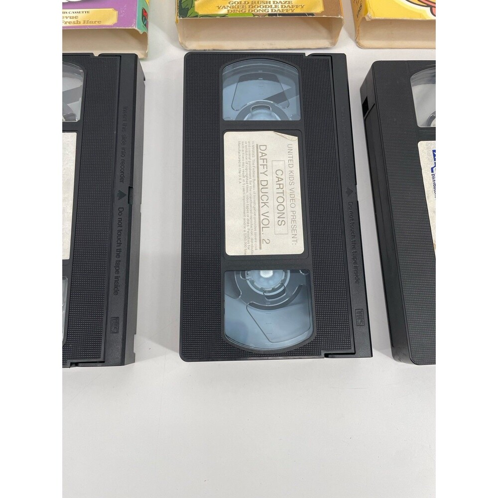 80s 90s Looney Tunes VHS Lot 4 Bugs Bunny Daffy Duck Tweety Warner Bros - Picture 8 of 13